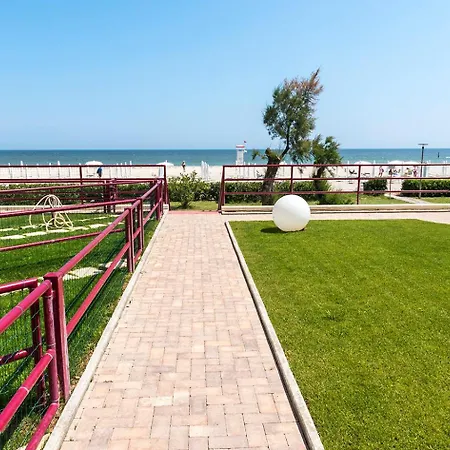 Apartament Se054 - Senigallia, Monolocale Fronte Mare Alle'piramidi' *